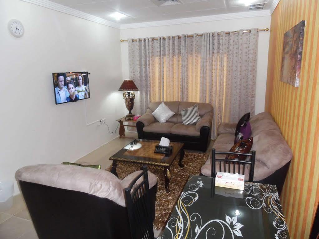 Leader Apartments 2 Kuwait City Екстер'єр фото